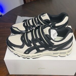 ASICS x HAL STUDIOS Gel-Kayano 20 Sneakers Bone Black Women’s 10 NWT